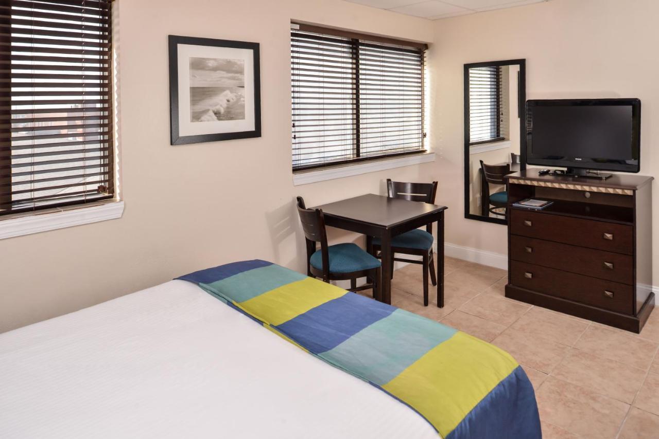 19 Atlantic Hotel Вирджиния Бийч Екстериор снимка