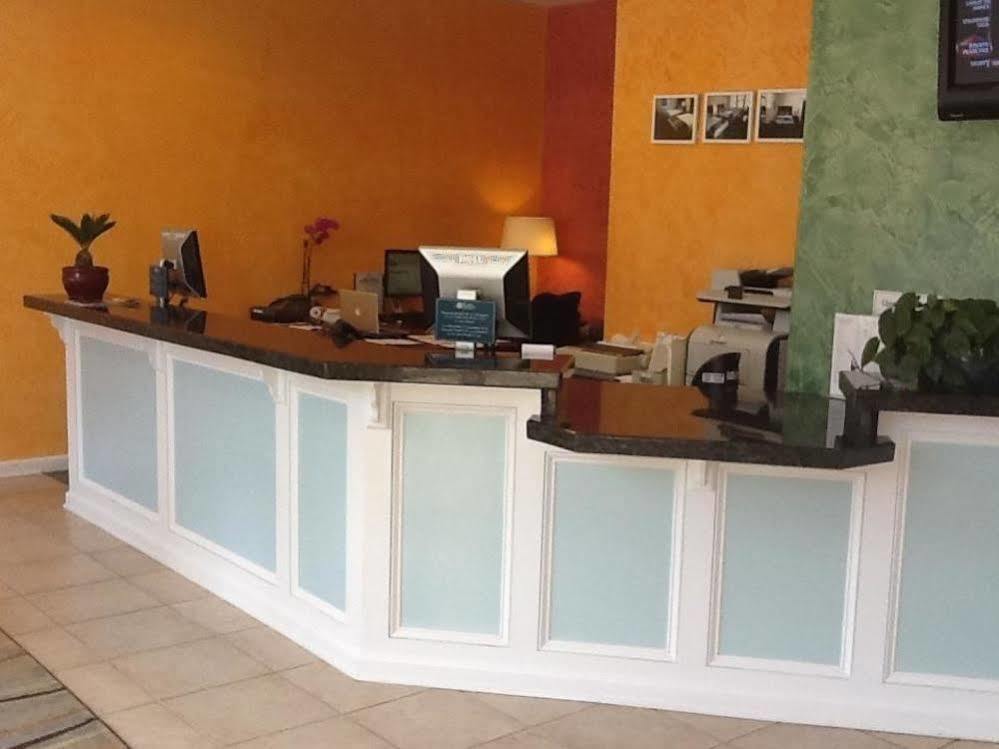 19 Atlantic Hotel Вирджиния Бийч Екстериор снимка